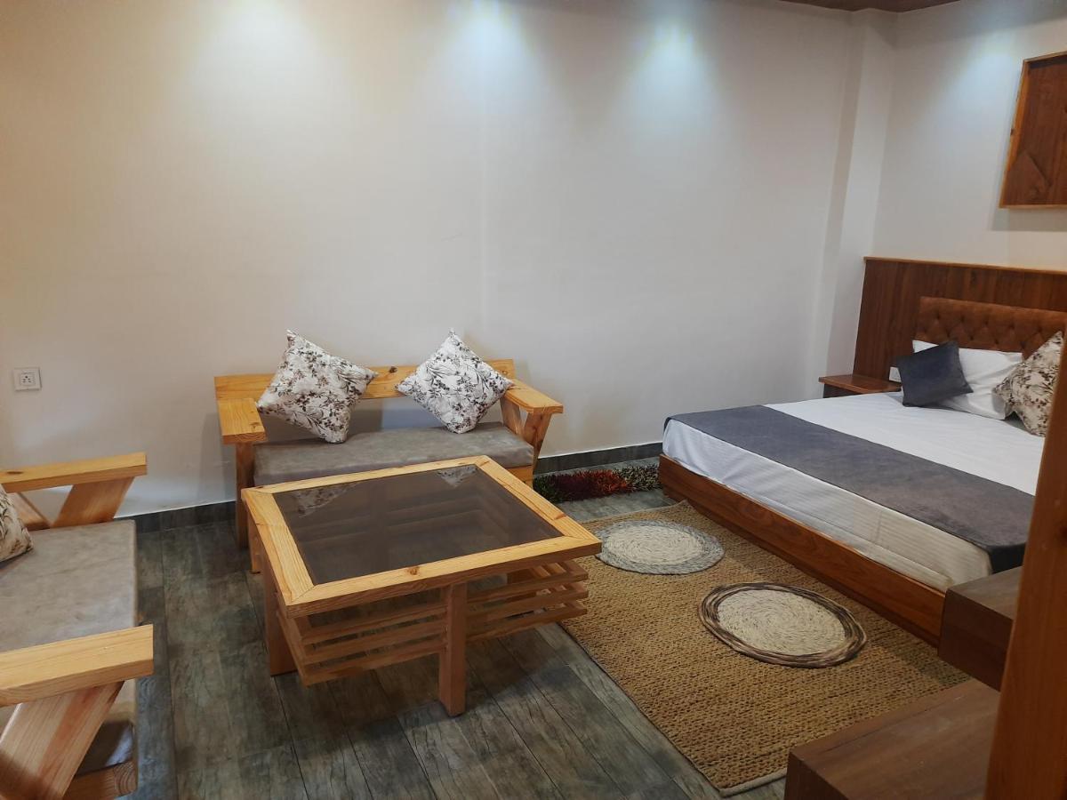 Trimounts-A Boutique Hotel & Wellnes Center In Tirthan Valley Banjar Exterior photo